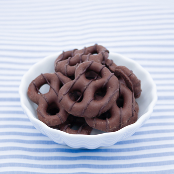 ましゅさん専用　ミルクとプレッツェル計2枚 ハーシー (HERSHEY'S) ディップドプレッツェル ミルクチョコ【253180
