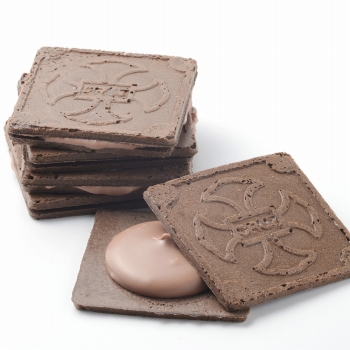 長崎 クルス コーヒー味 尾曲がり猫箱 4枚入り 0154 三洋堂 世界のおみやげショップ